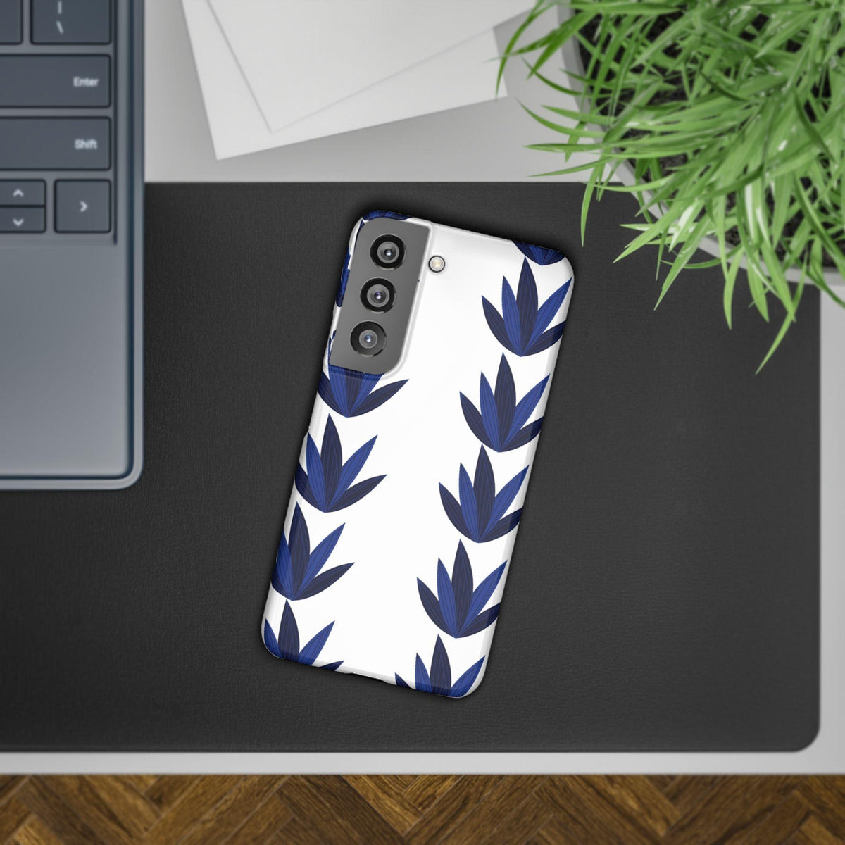 Leafy Serenity Phone Case – Embrace Nature’s Calm