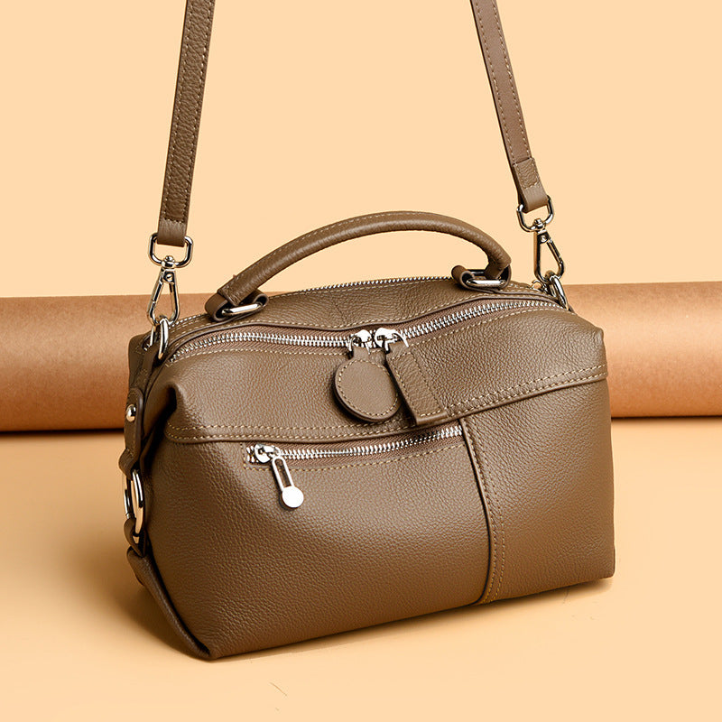 Womens Shoulder Bag Made From Premium Full-grain Cowhide For A Luxurious