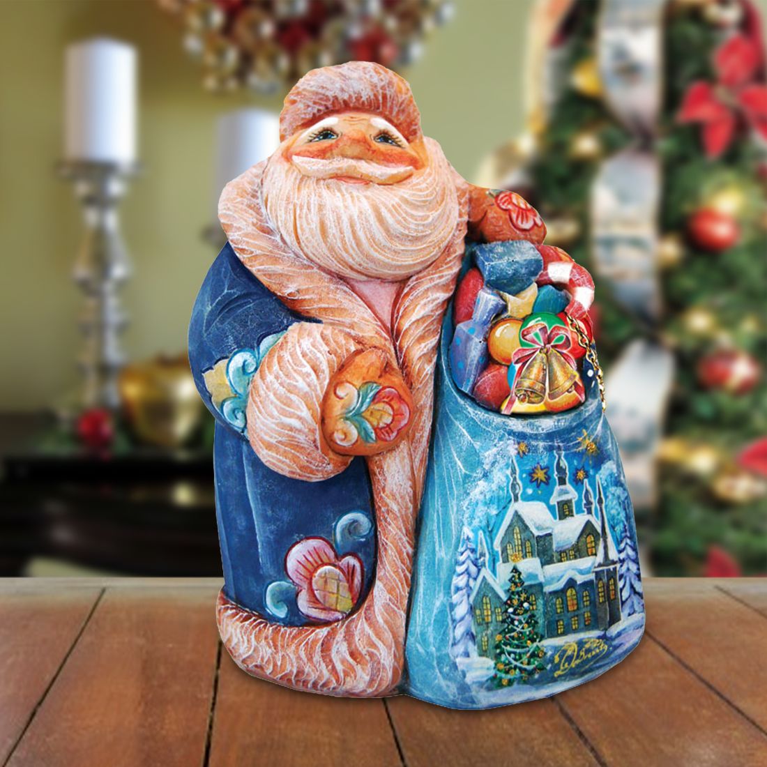 Secret Surprise Santa Box Handcrafted Christmas Figurine - G. DeBrekht - Christmas Santa Snowman Décor - 517912