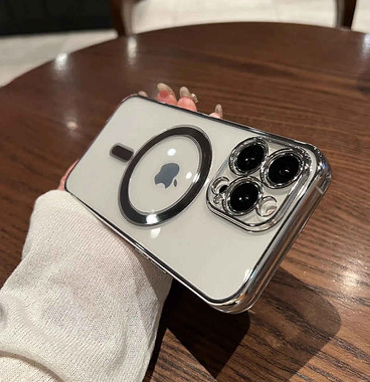 Luxury Plating Clear Magnetic Wireless Charger Case