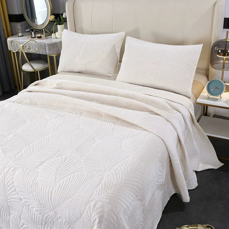 Chalet Velvet & Cotton Bedspread Set, 3-Piece