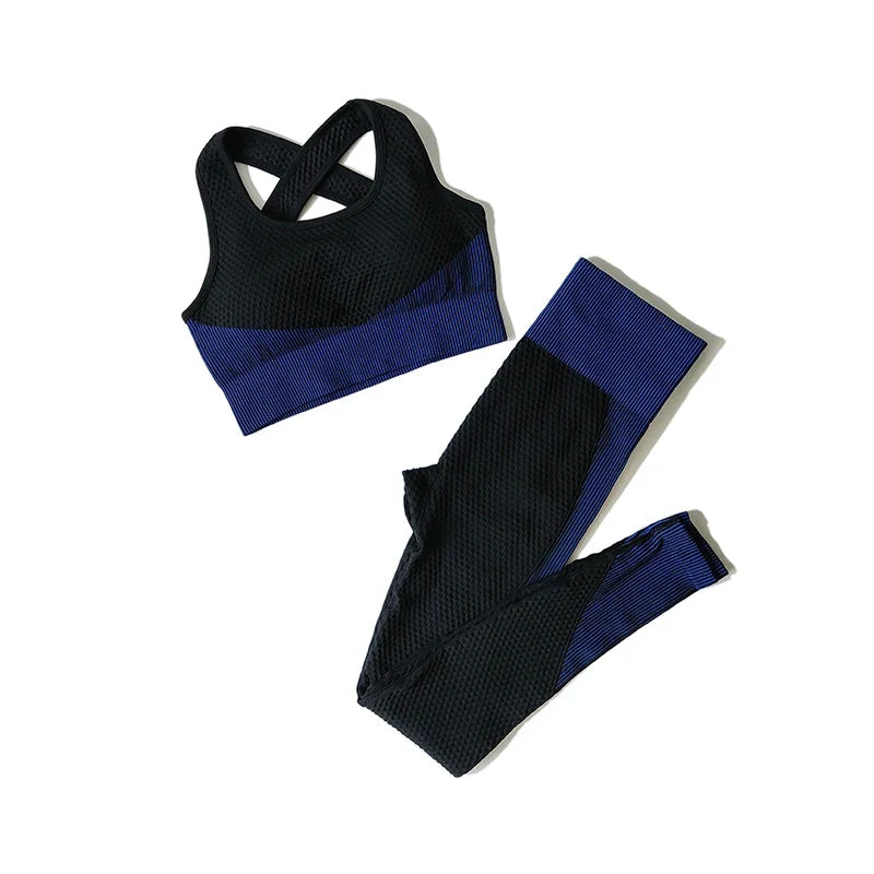 FlexFit Seamless Yoga Set: Comfy, Stylish, Versatile
