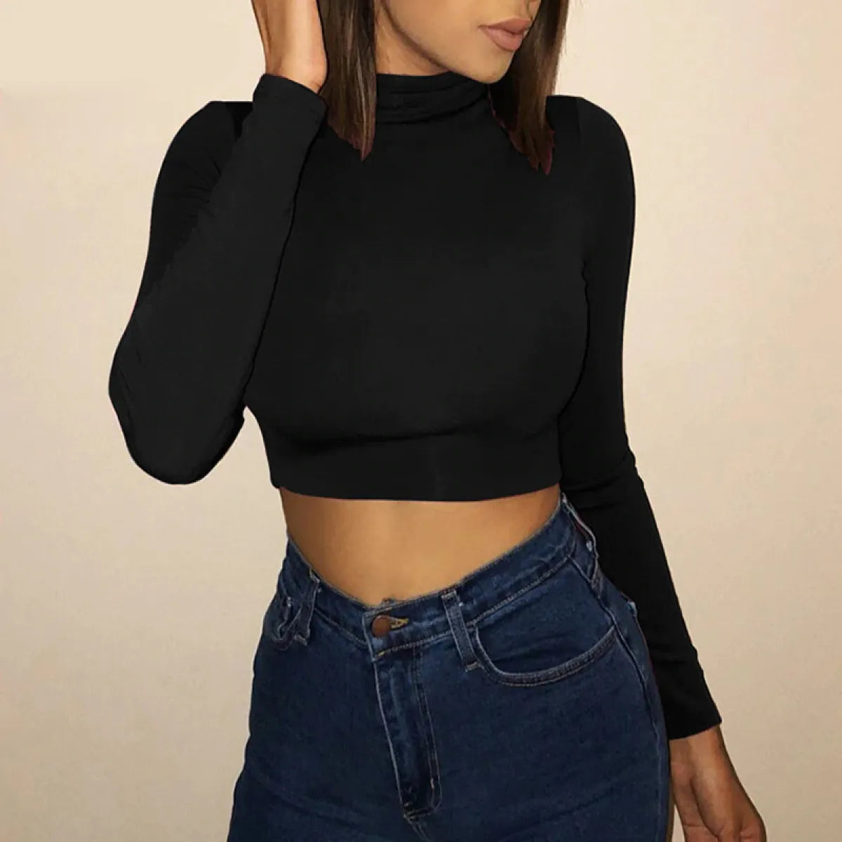 Women's Crop Top With Long Sleeves