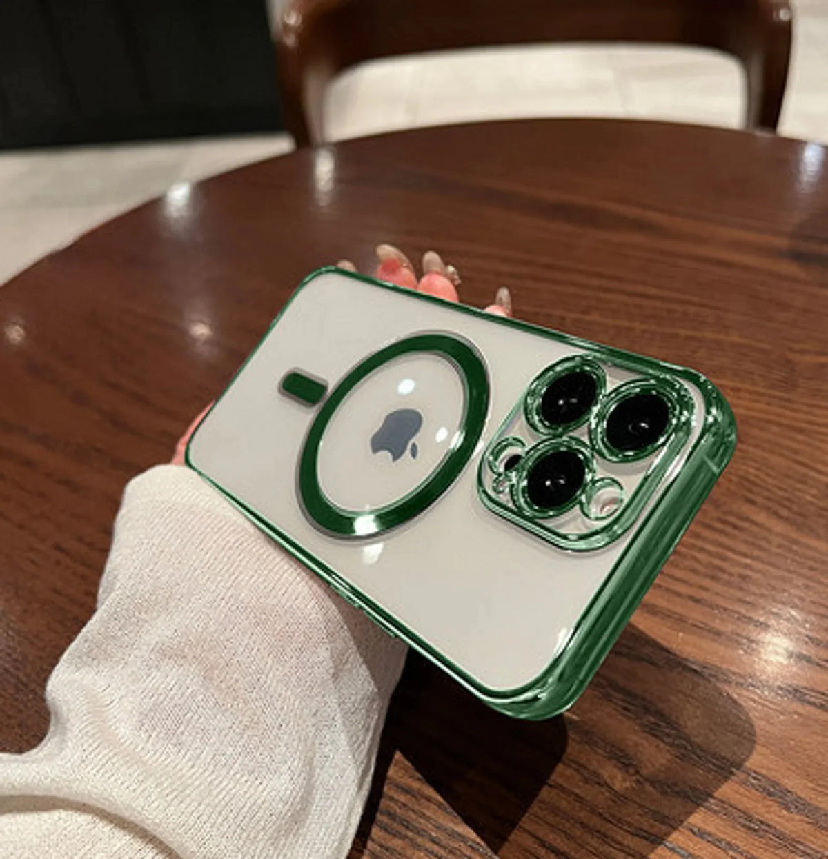 Luxury Plating Clear Magnetic Wireless Charger Case