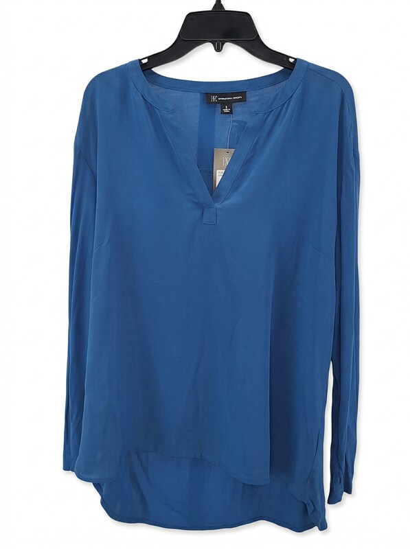 I.n.c. Petite Split-Neck Top, size pp